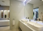 22 Villa Kalipay Phuket - Master Bathroom